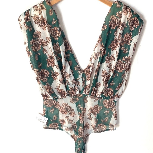 (A4c) CQ by CQ sleeveless bodysuit green white and tan floral, Size Large, NWT - Picture 9 of 11